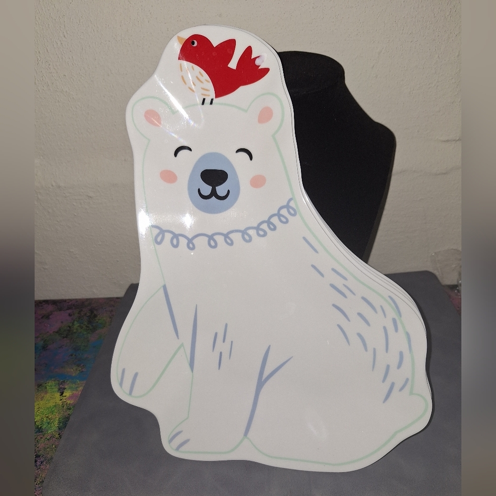 Target White Polar Bear Plates. Set Of 4 NWT